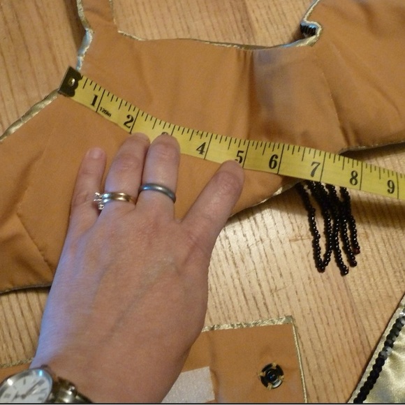 One of Kind Hand Made Belly Dance Costume. 36B cup and 34 Inch Hip. - Picture 7 of 9